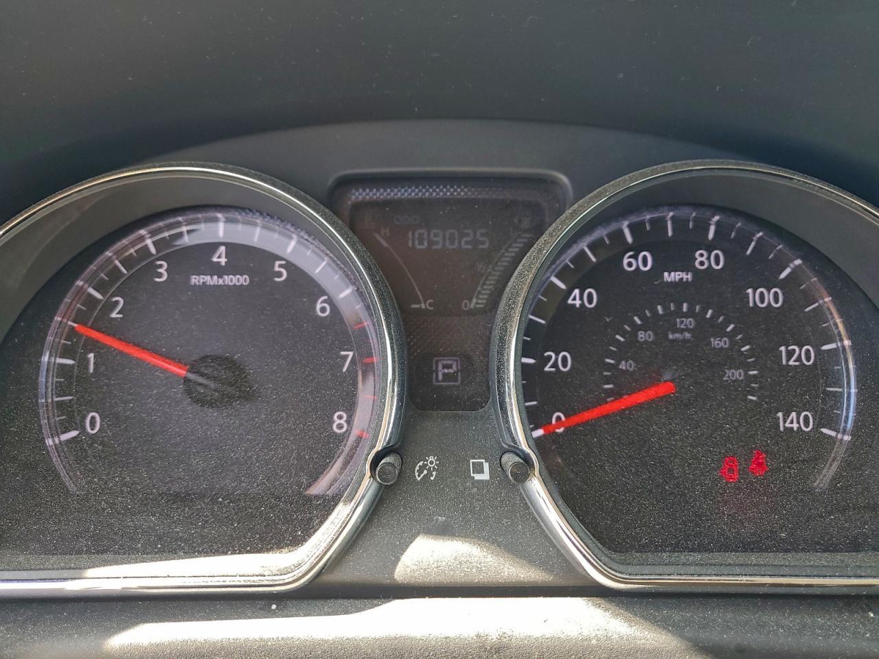 2017 NISSAN VERSA