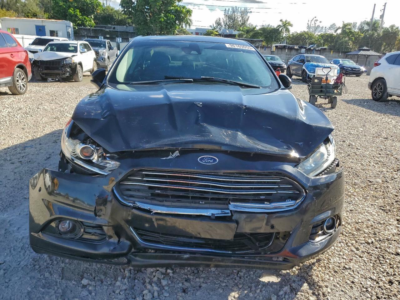 2013 FORD FUSION