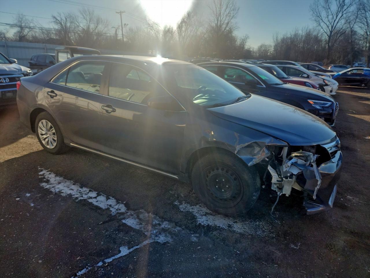 2013 TOYOTA CAMRY