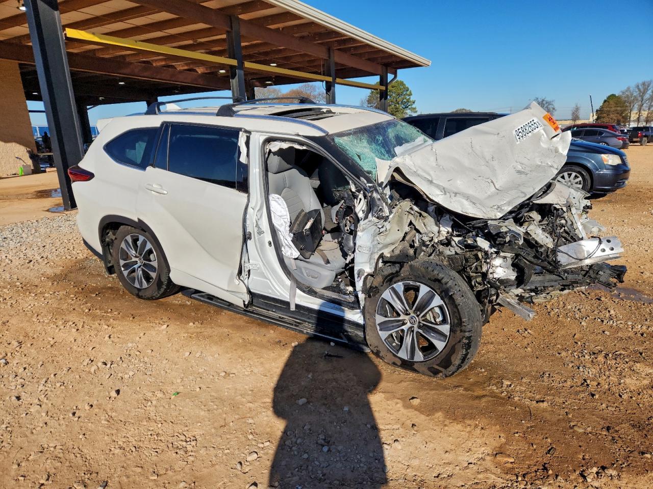 2020 TOYOTA HIGHLANDER