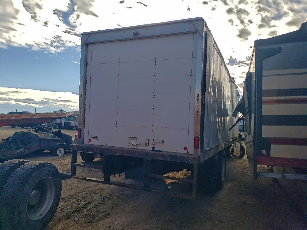 2019 FREIGHTLINER M2