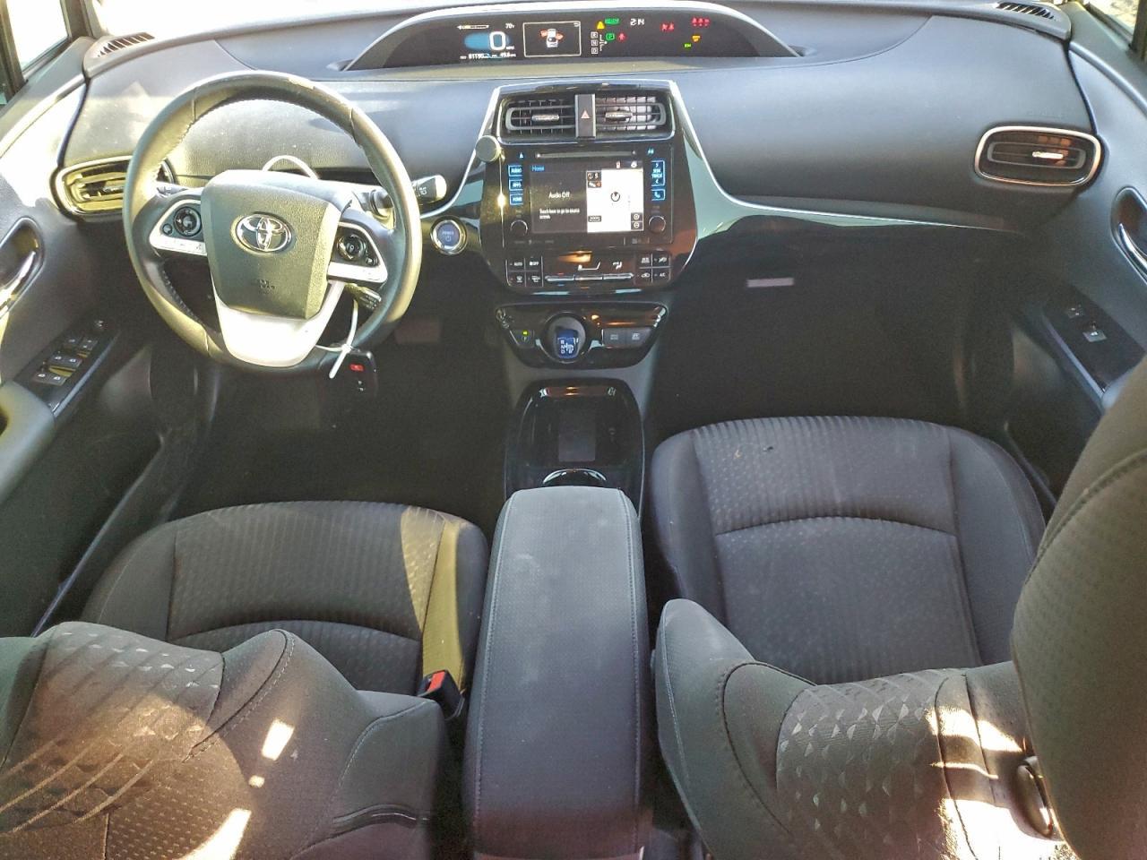 2017 TOYOTA PRIUS