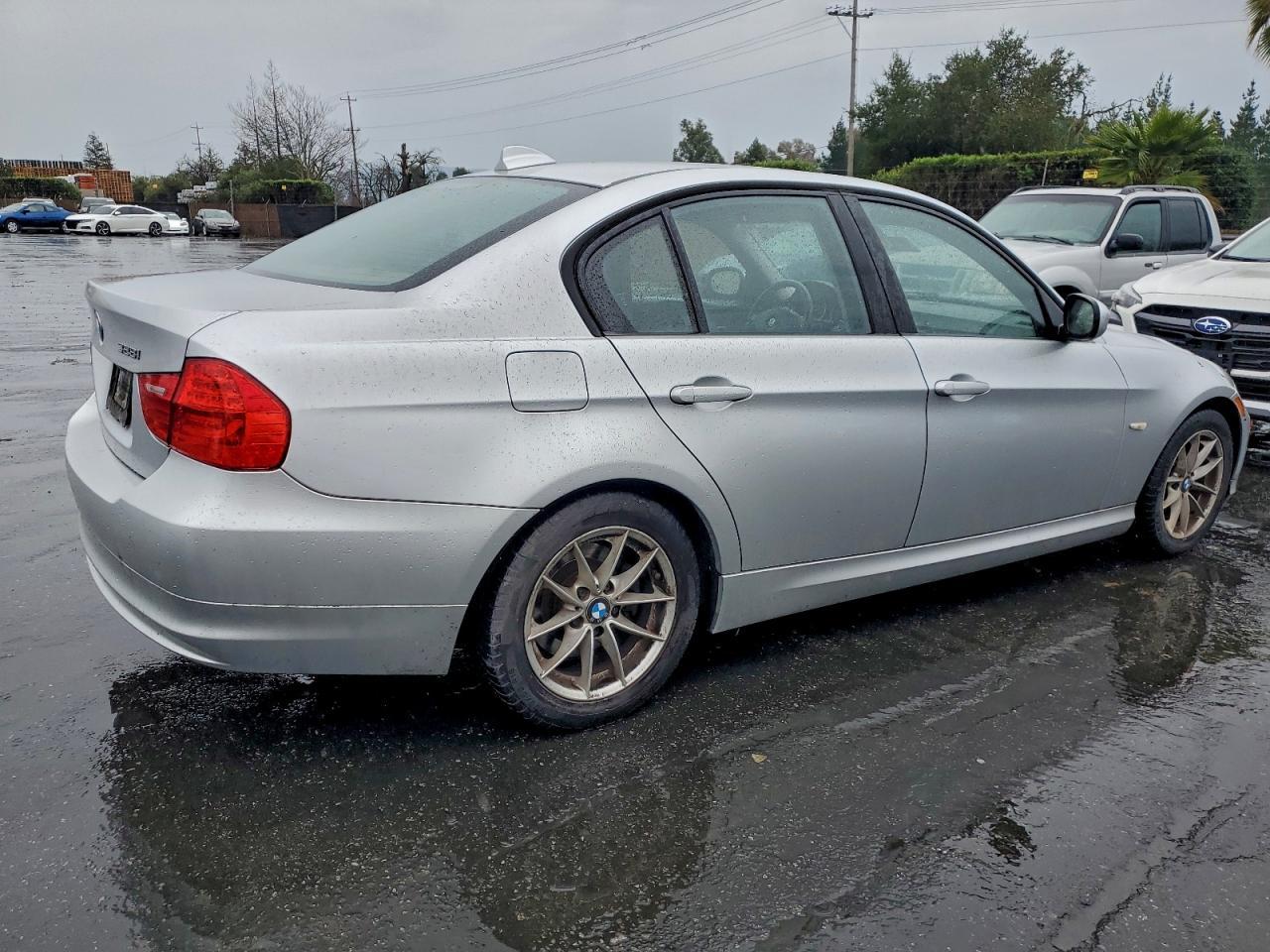 2010 BMW 3 SERIES