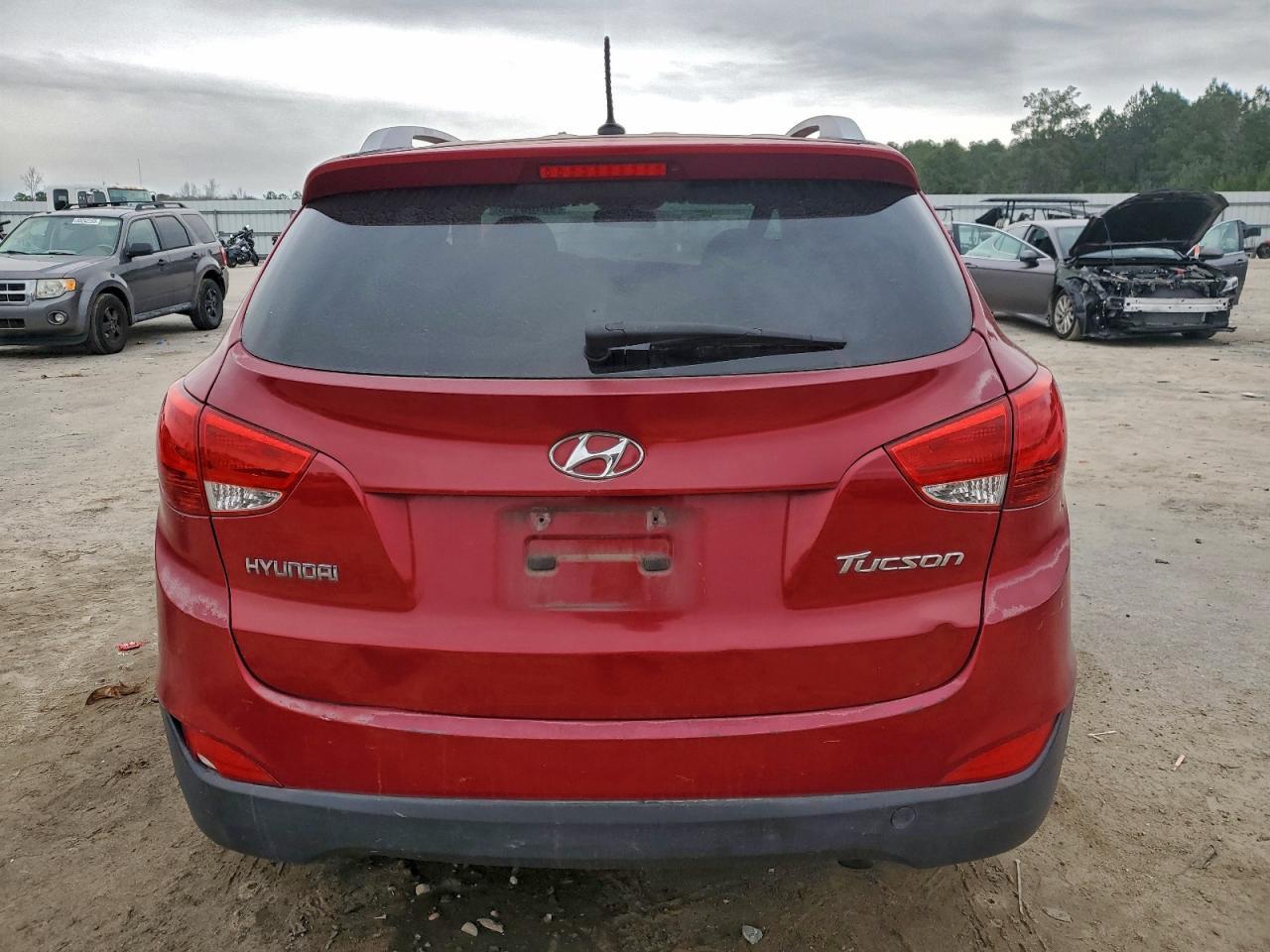 2010 HYUNDAI TUCSON