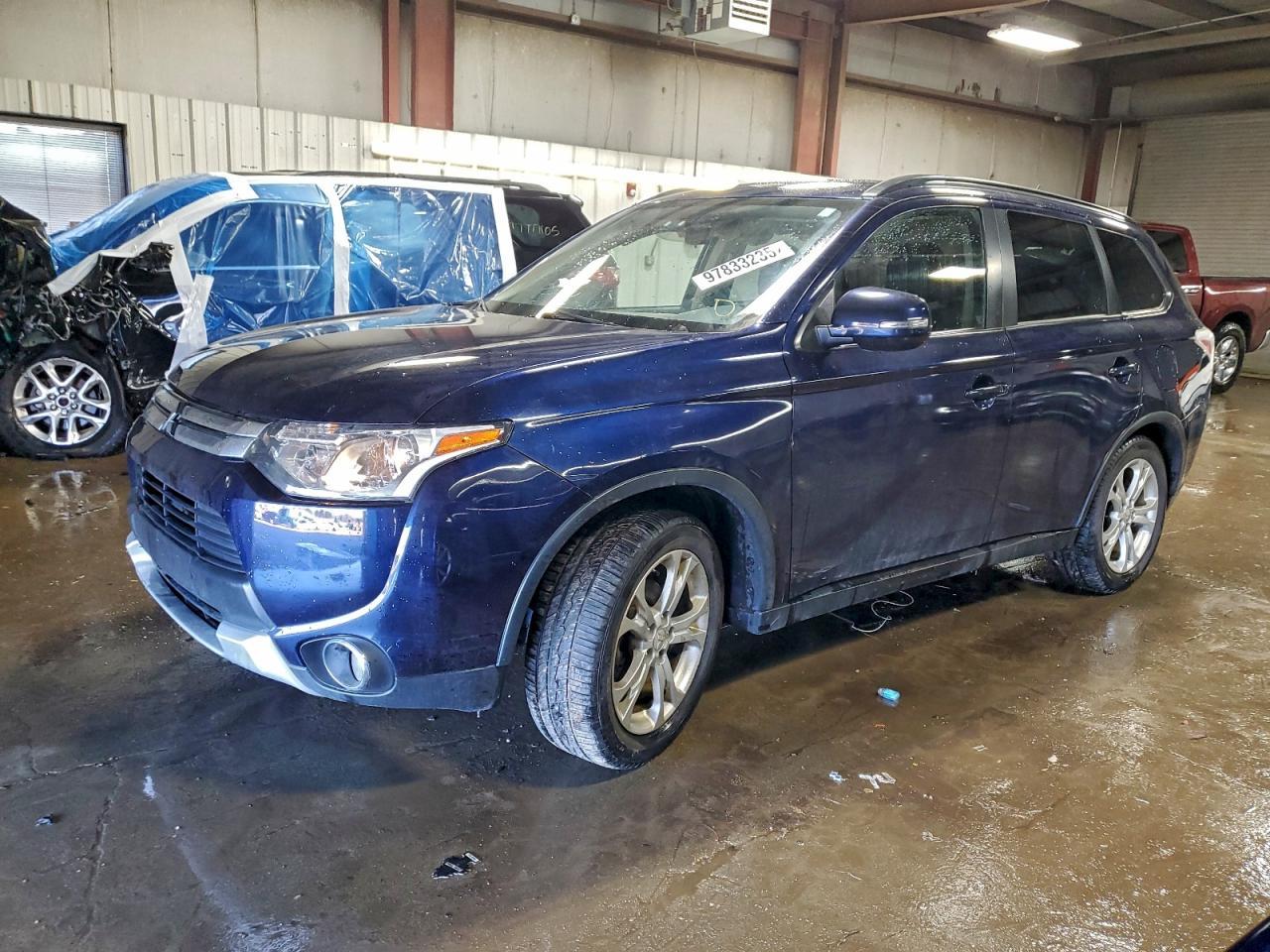 2015 MITSUBISHI outlander