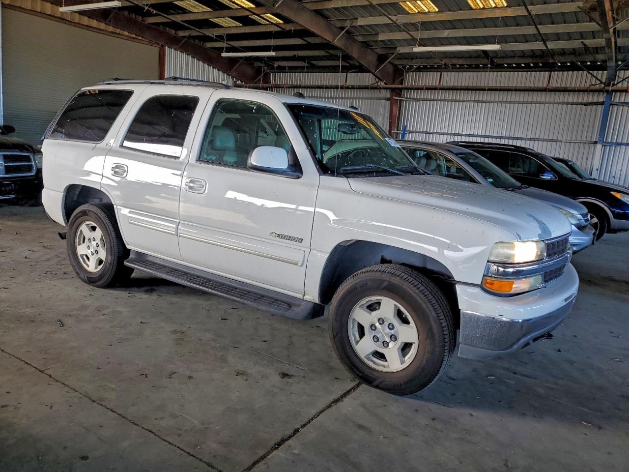2004 CHEVROLET Tahoe