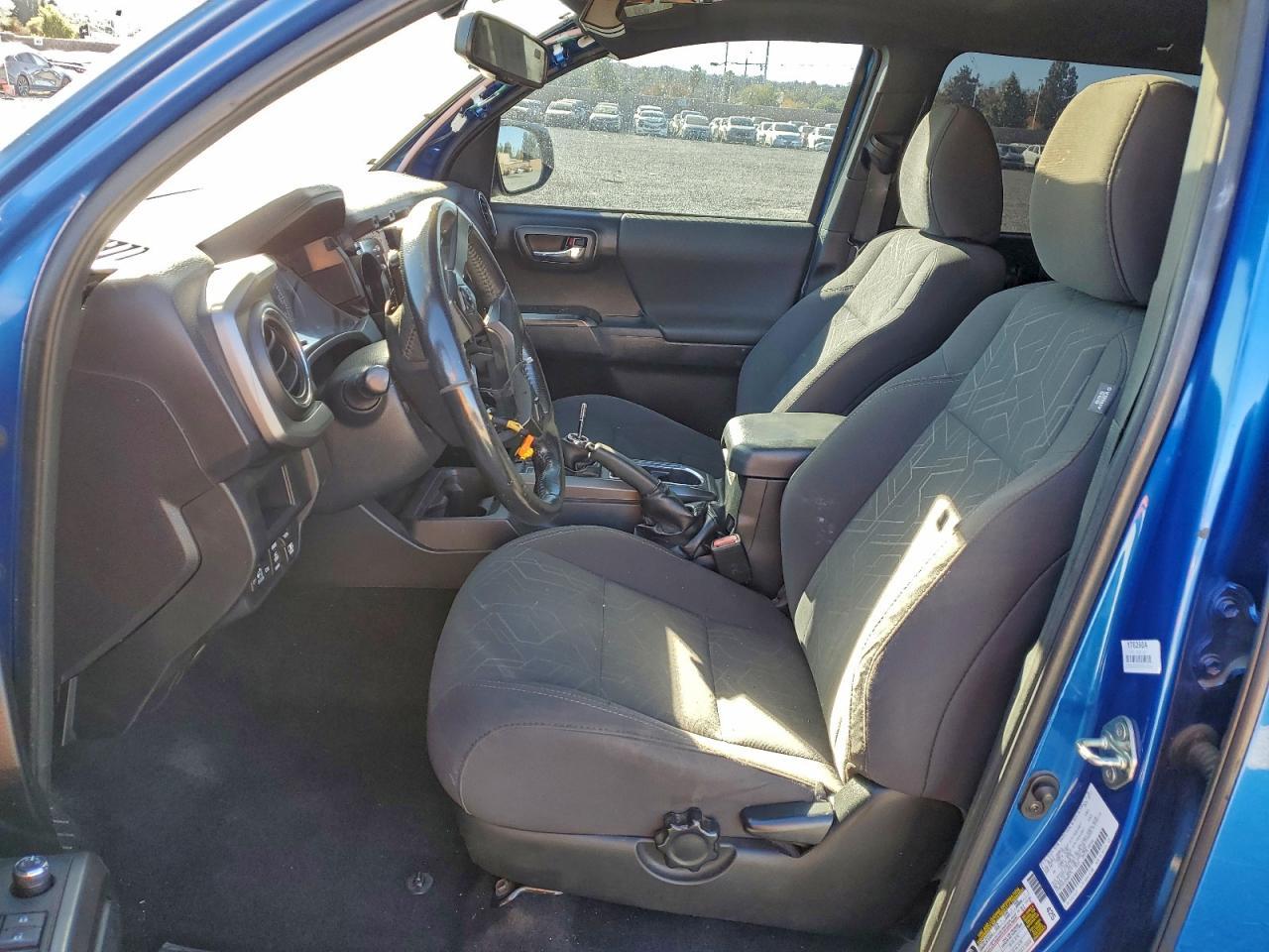 2017 TOYOTA TACOMA