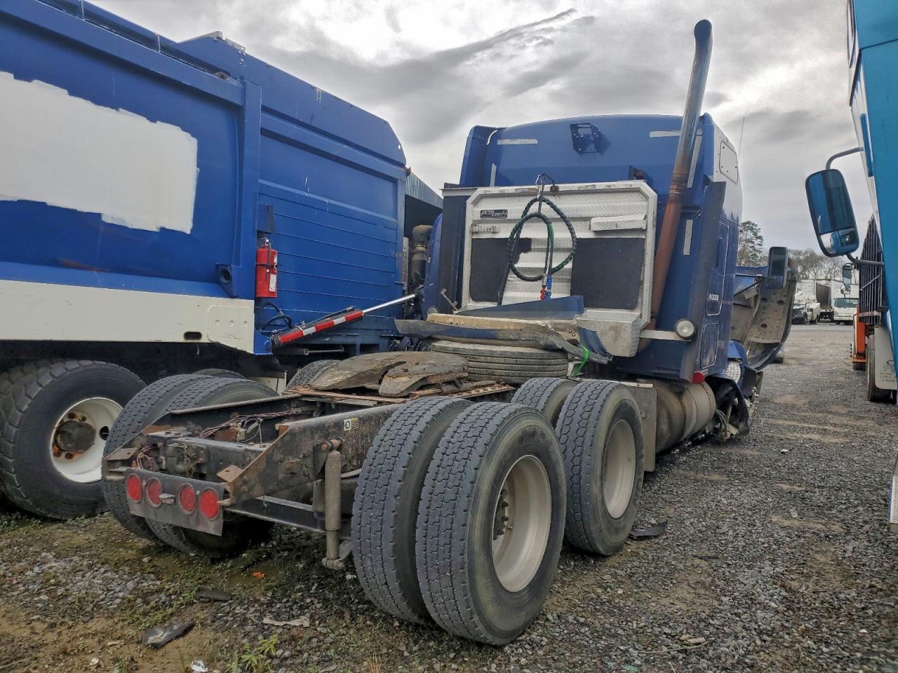 2012 KENWORTH T600