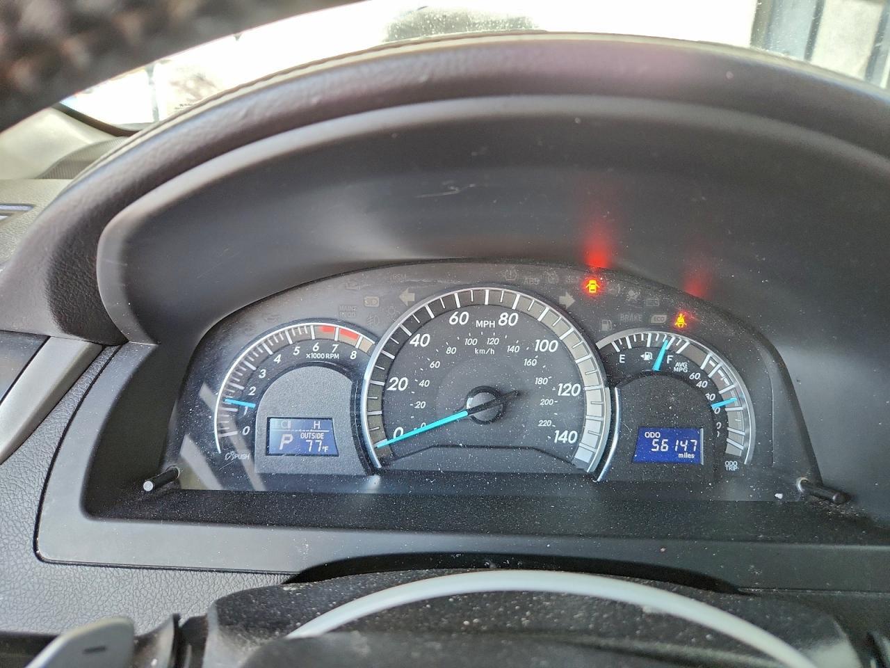 2014 TOYOTA CAMRY