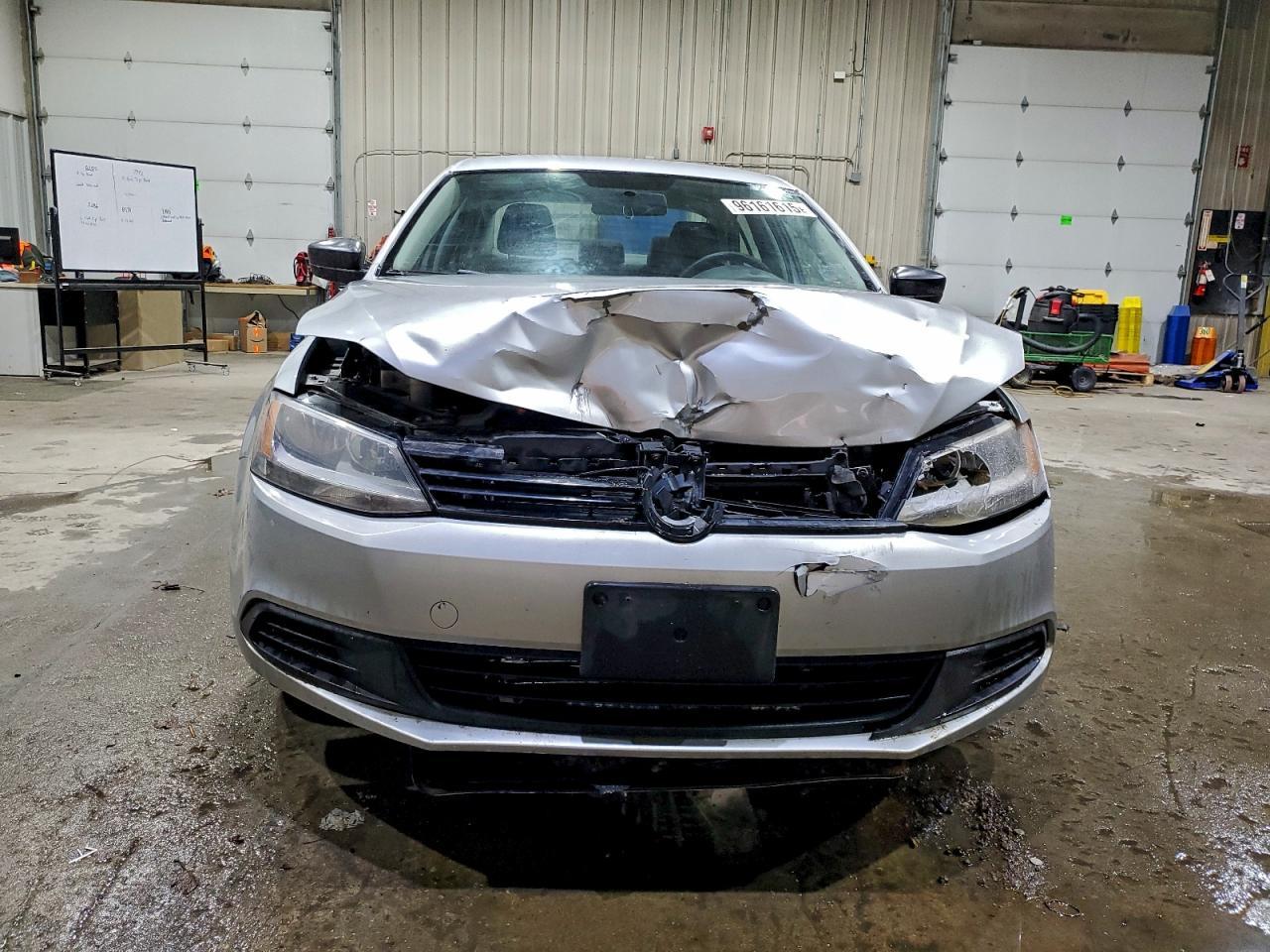 2013 VOLKSWAGEN JETTA