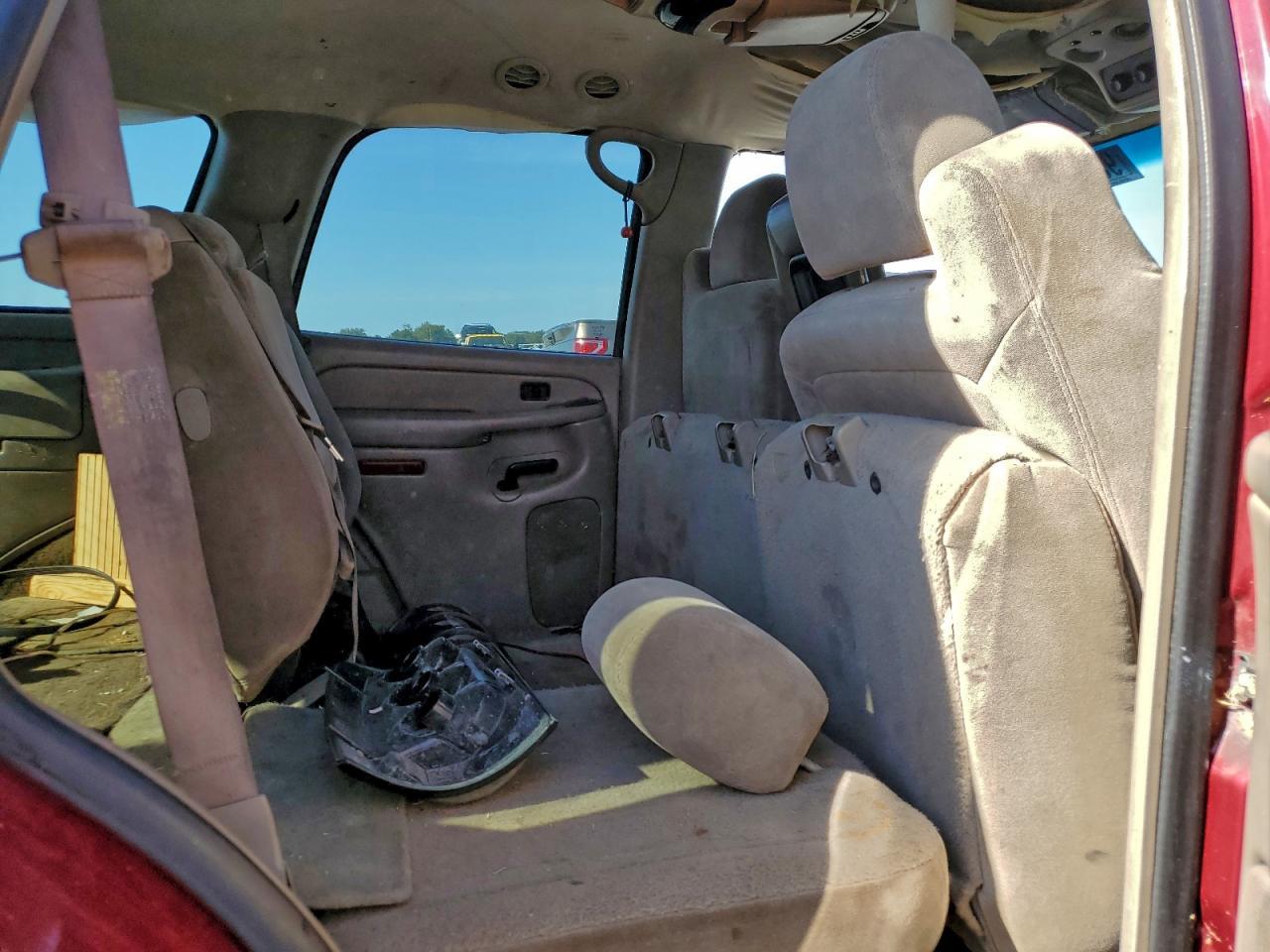 2004 CHEVROLET Tahoe
