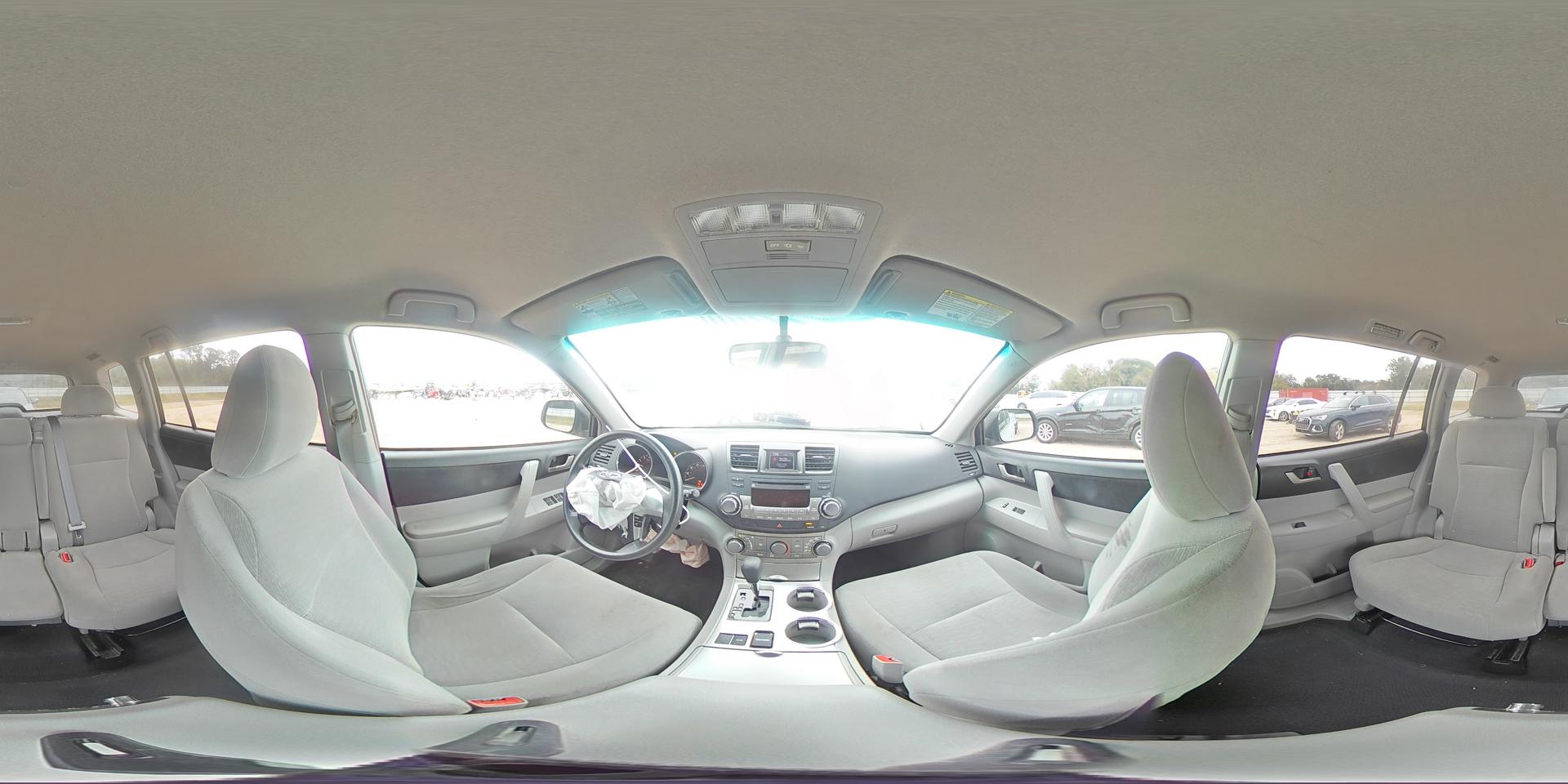 2011 TOYOTA HIGHLANDER