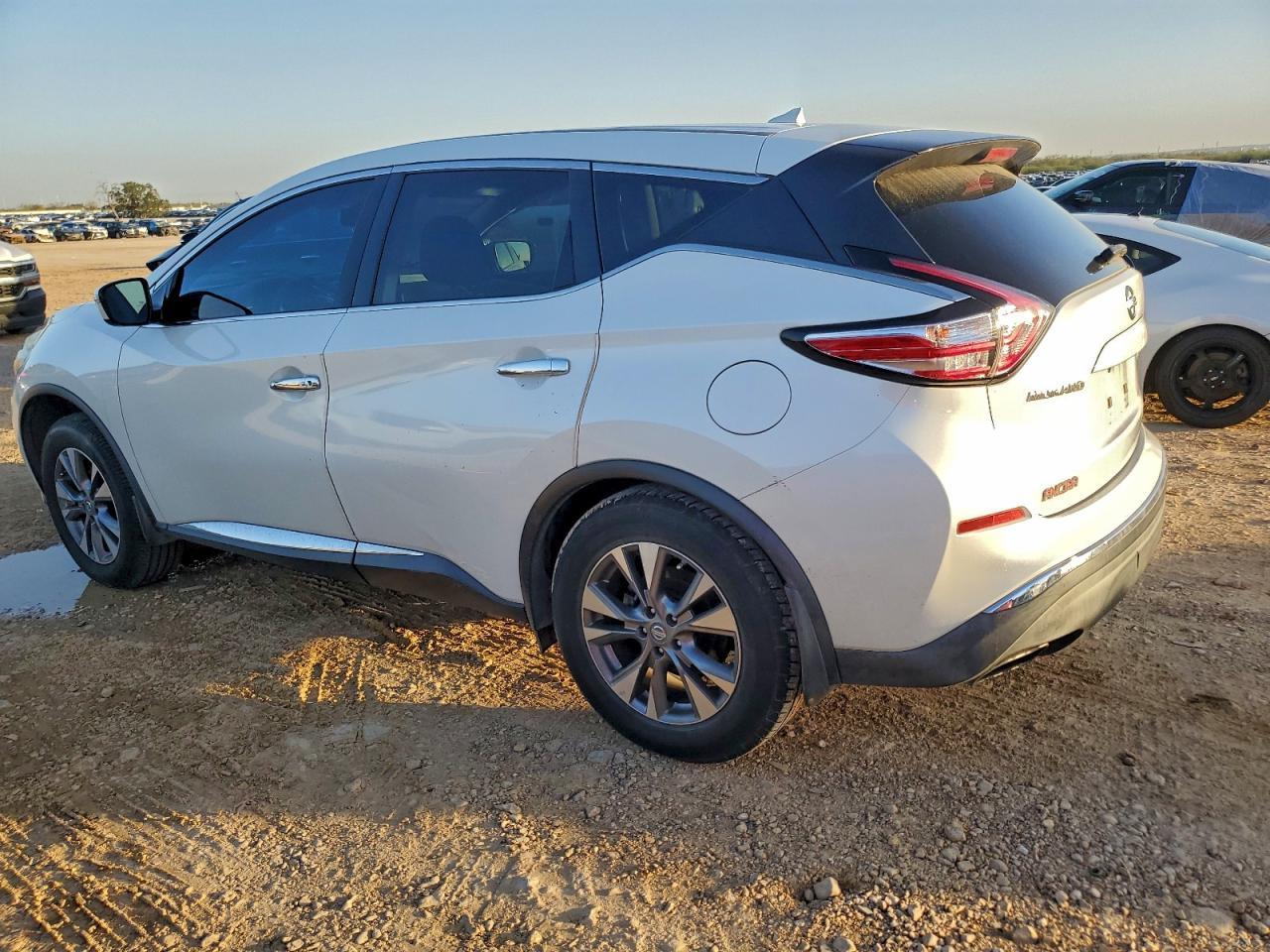 2016 NISSAN MURANO