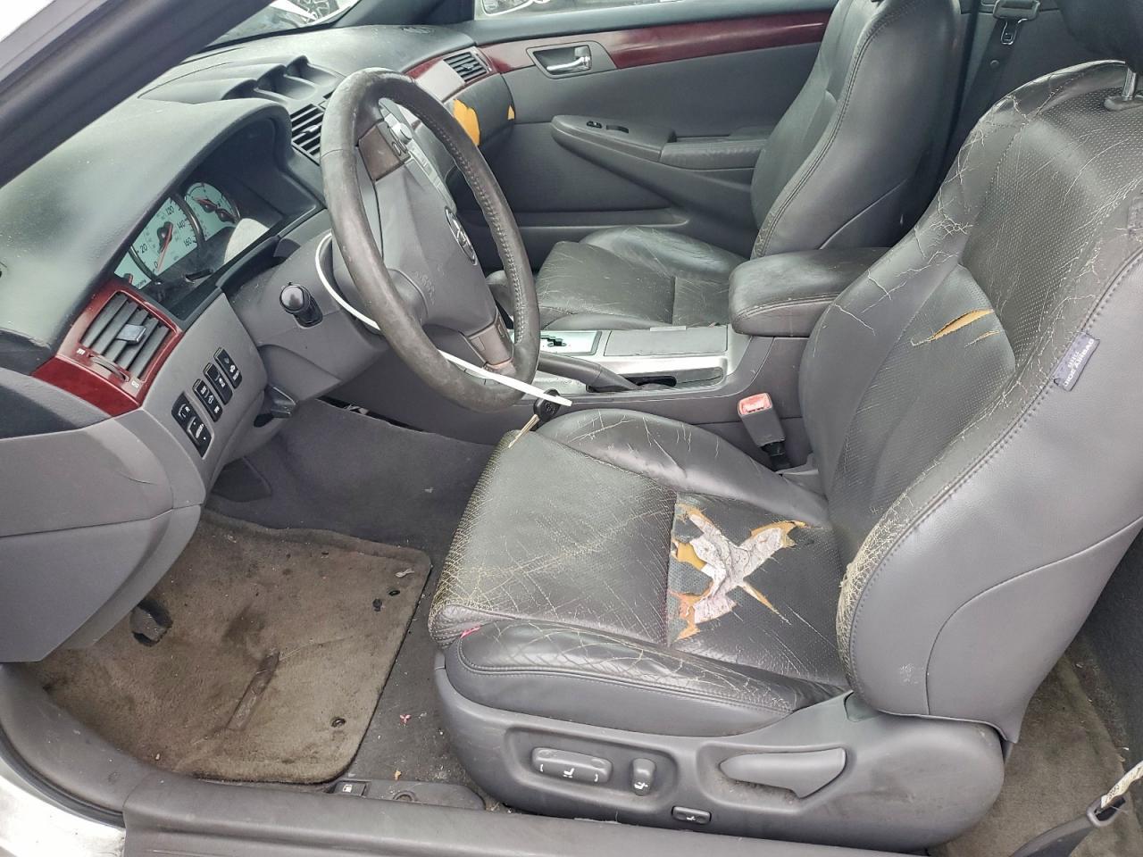 2004 TOYOTA CAMRY