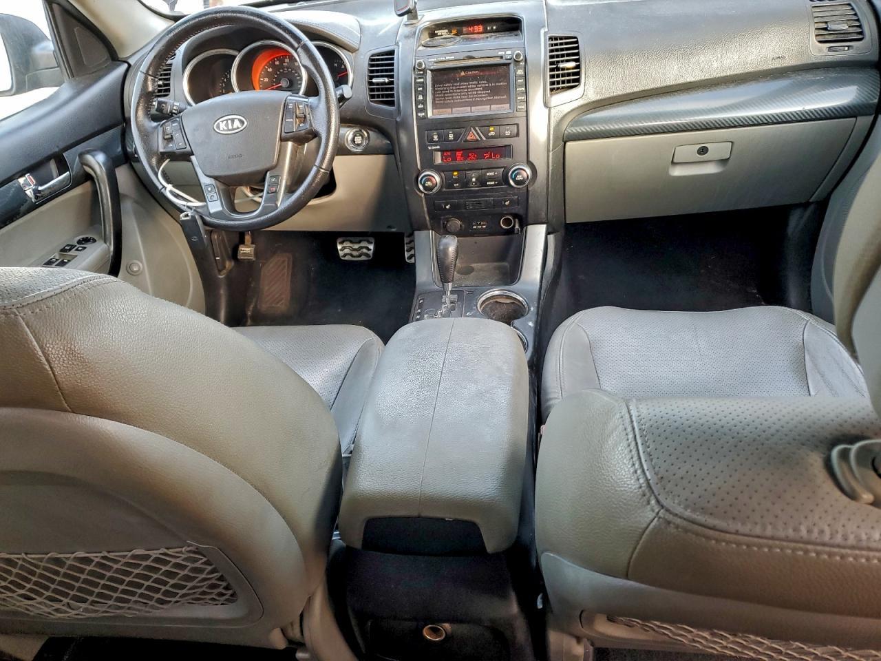 2011 KIA SORENTO
