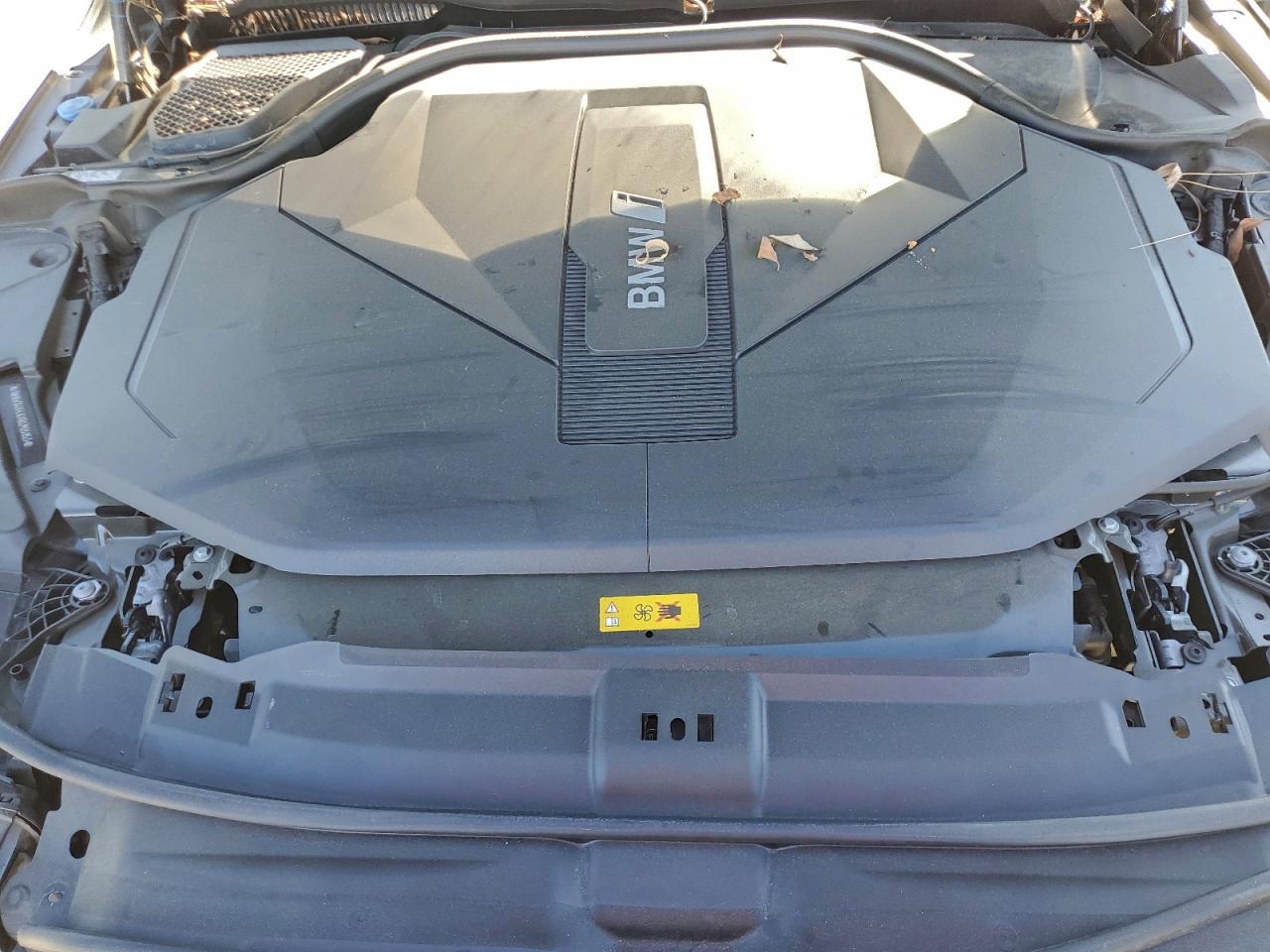 2024 BMW i5