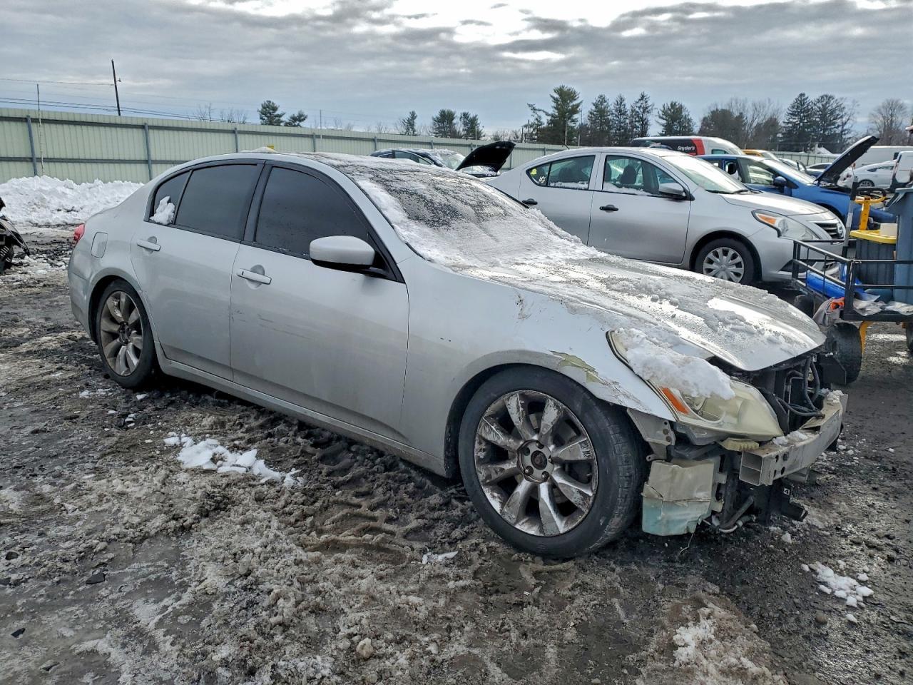 2013 INFINITI G37
