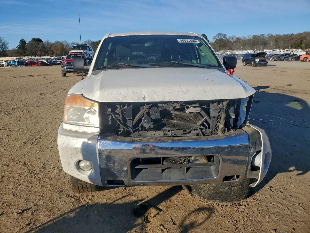 2012 NISSAN Titan