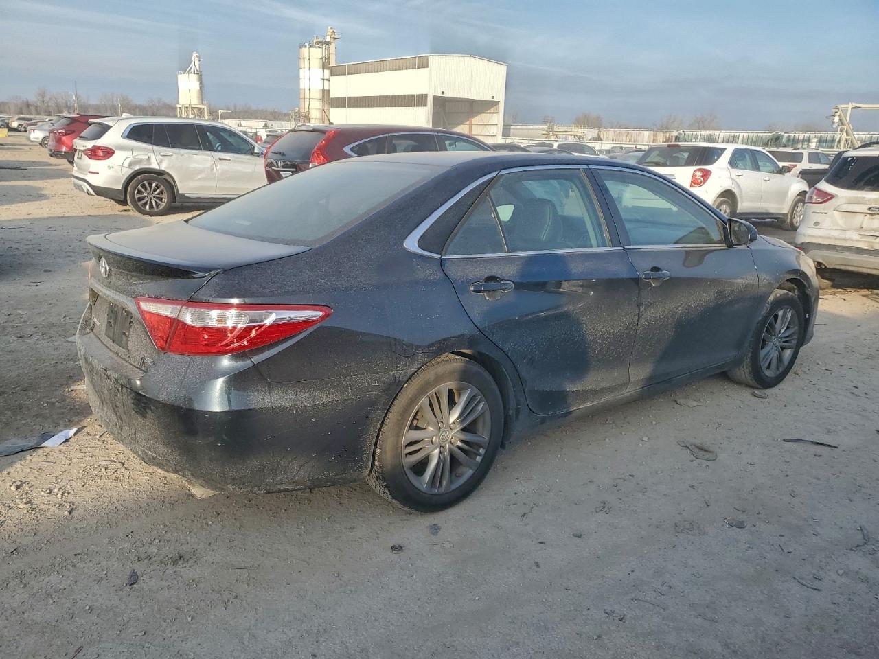 2017 TOYOTA CAMRY