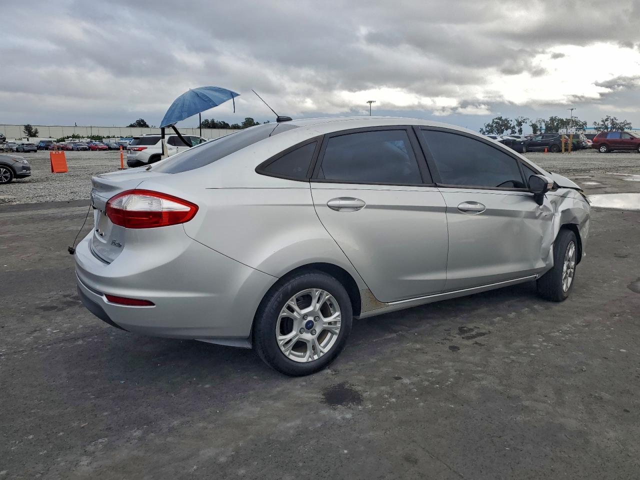 2014 FORD Fiesta