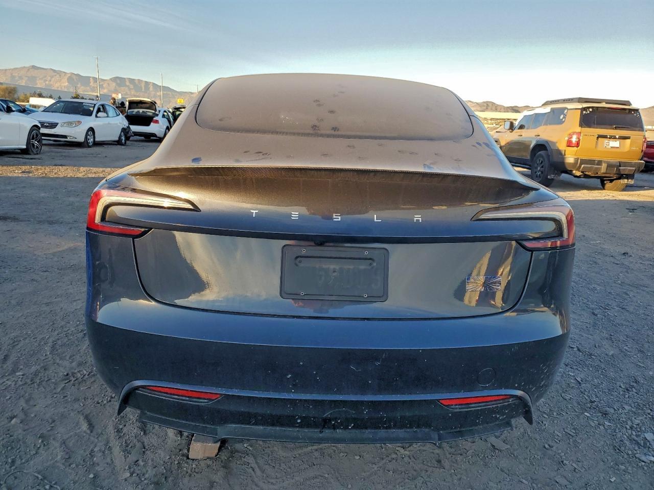 2024 TESLA MODEL 3