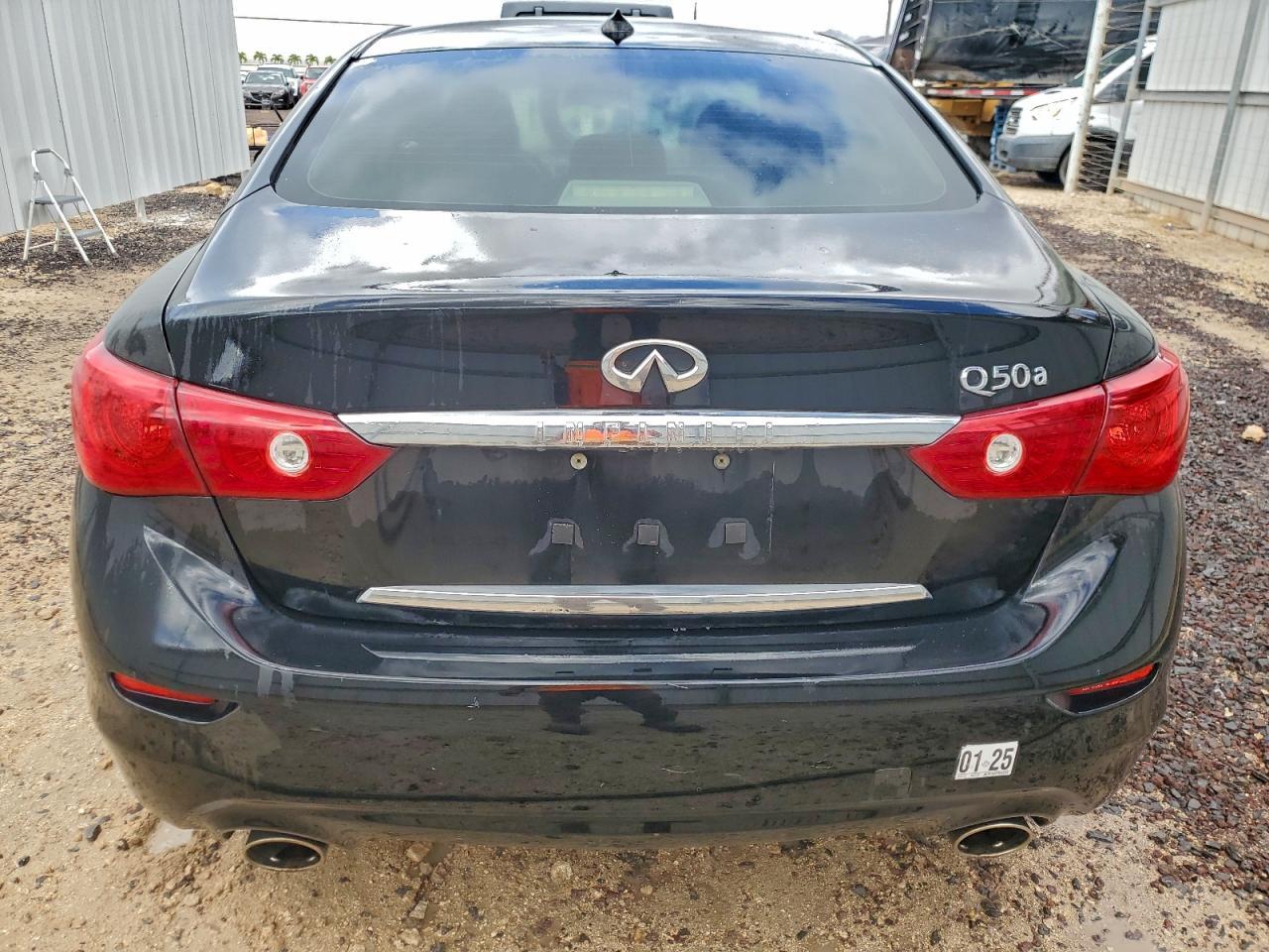 2015 INFINITI Q50