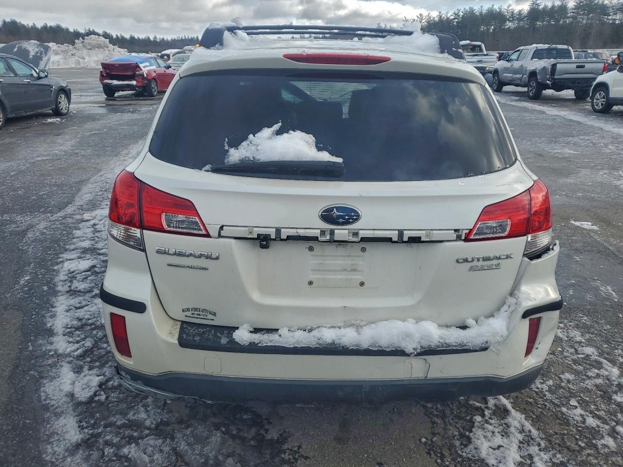 2010 SUBARU Outback