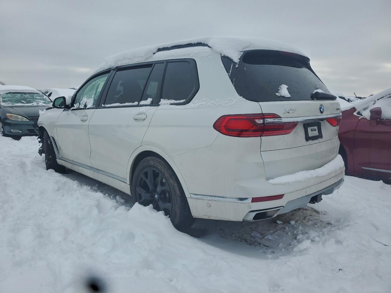 2021 BMW X7
