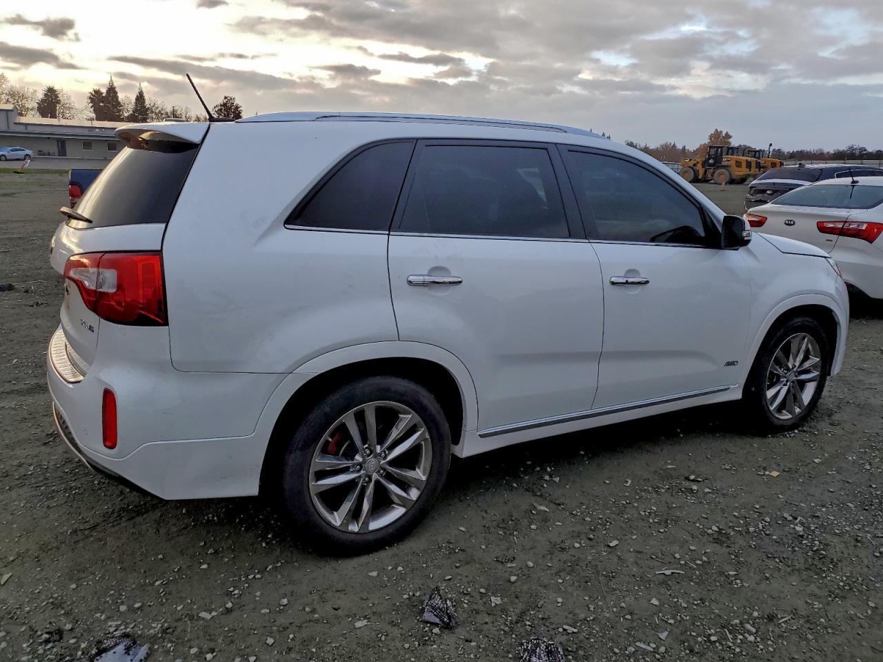 2015 KIA SORENTO