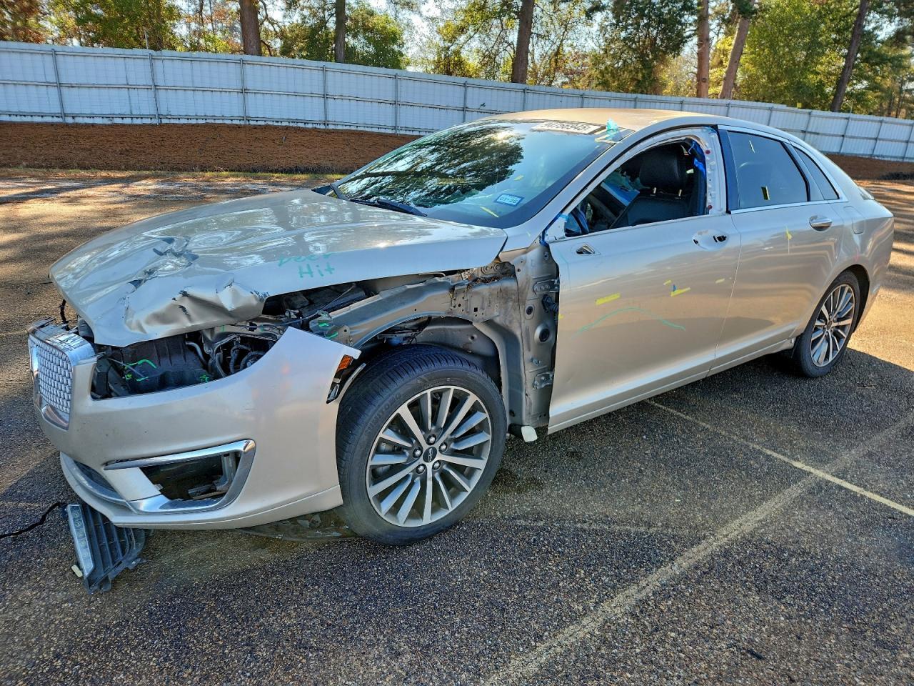 2017 LINCOLN MKZ