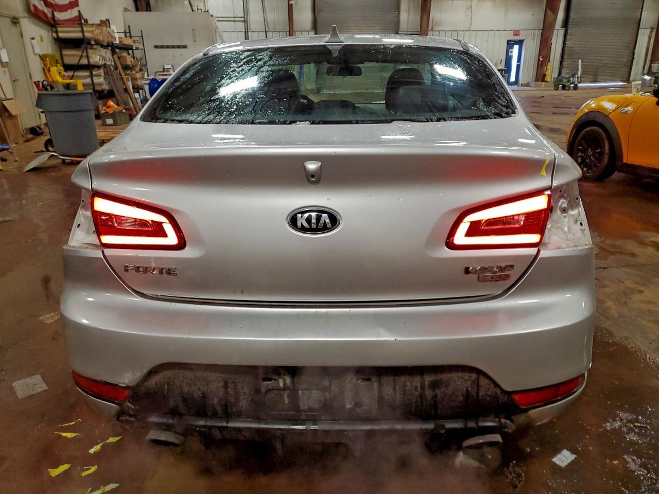 2014 KIA FORTE