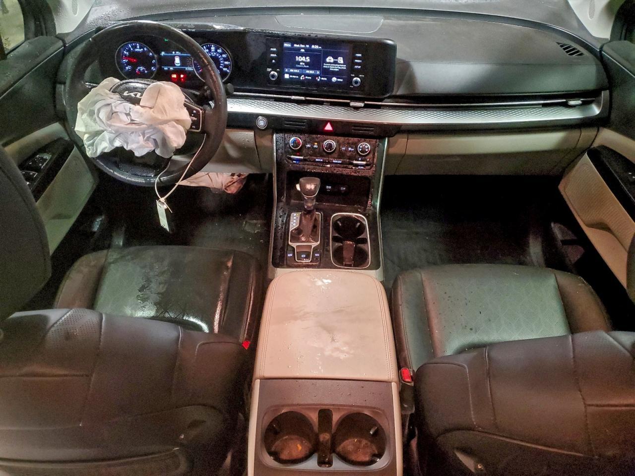 2023 KIA Carnival
