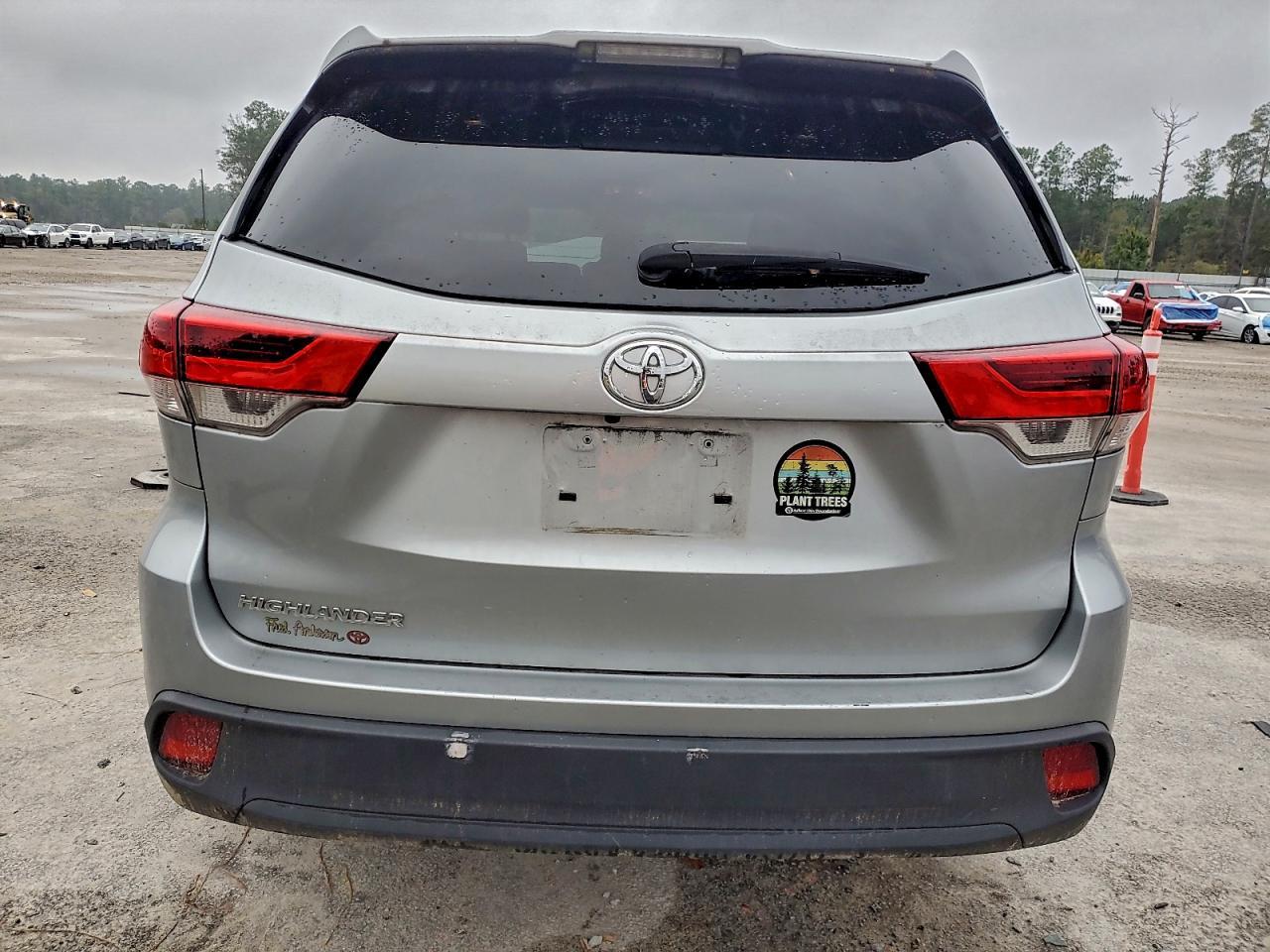 2019 TOYOTA HIGHLANDER