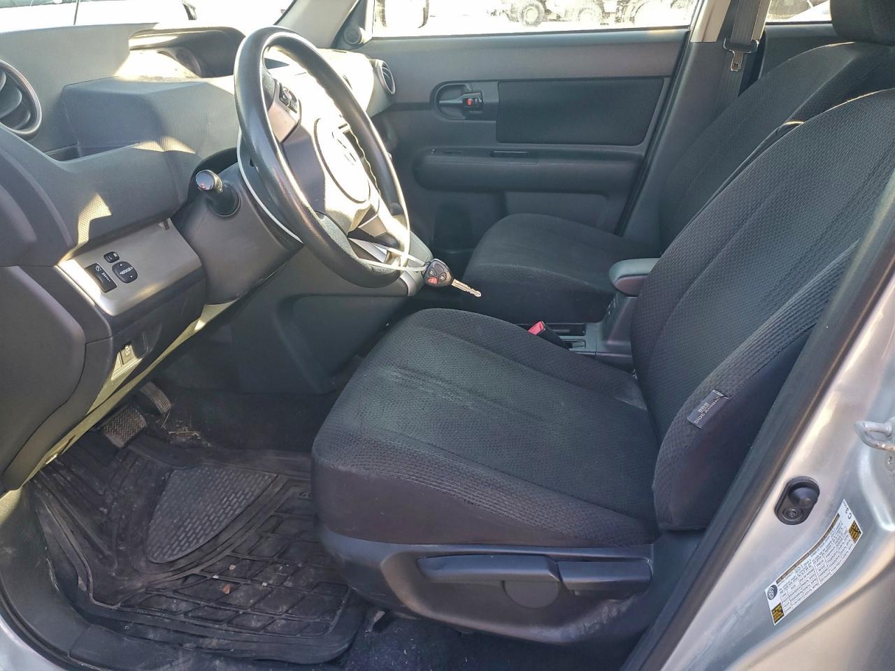 2009 TOYOTA SCION