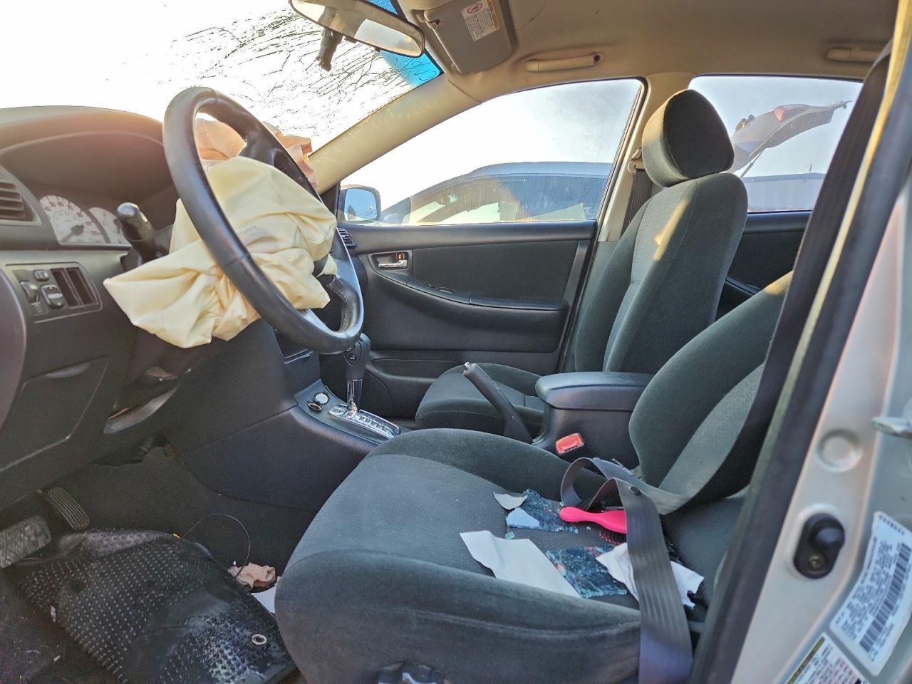 2004 TOYOTA COROLLA