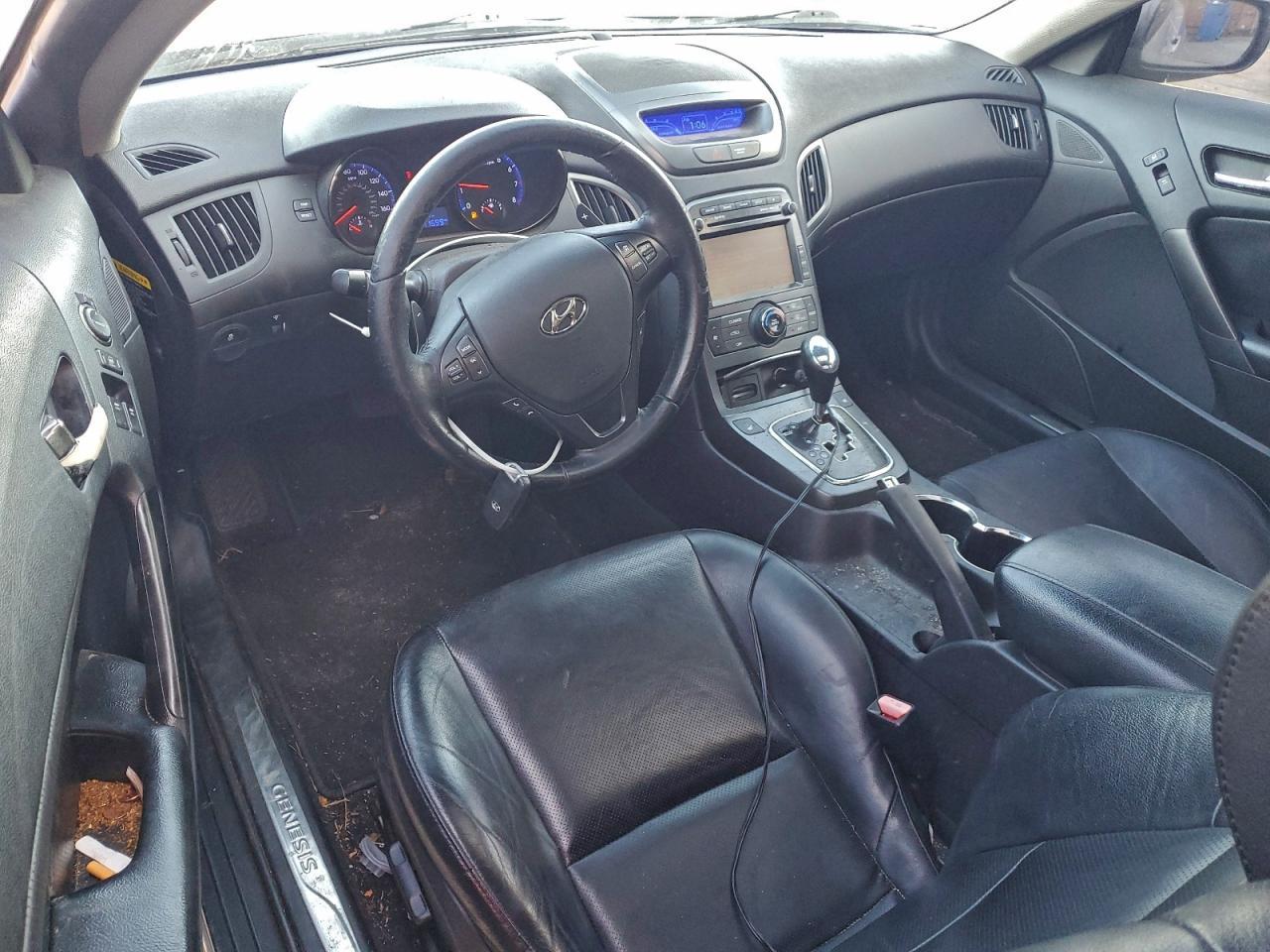 2012 HYUNDAI GENESIS