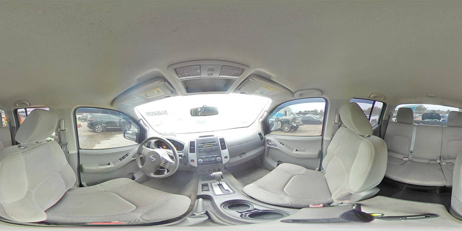 2012 NISSAN Frontier