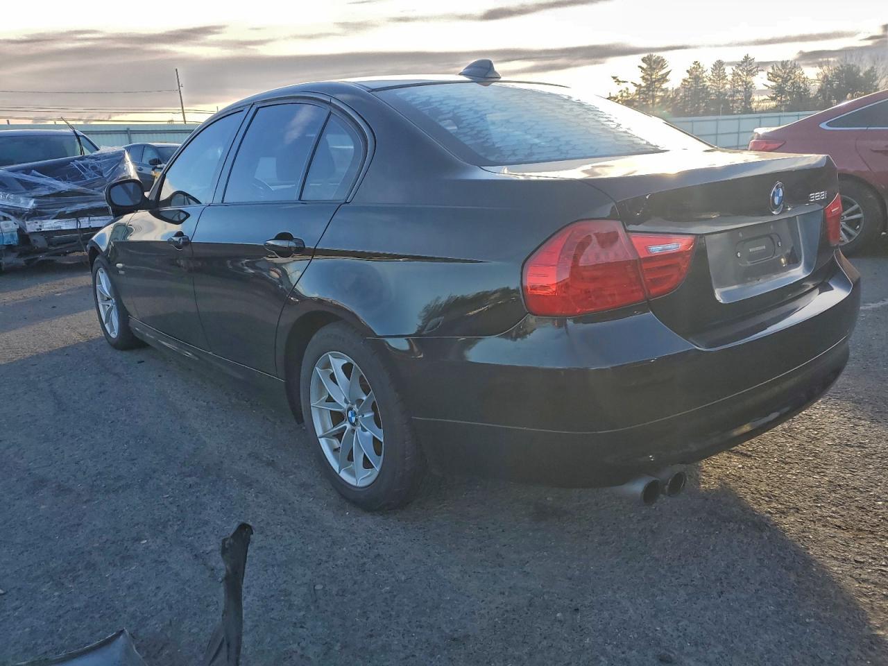 2010 BMW 3 SERIES