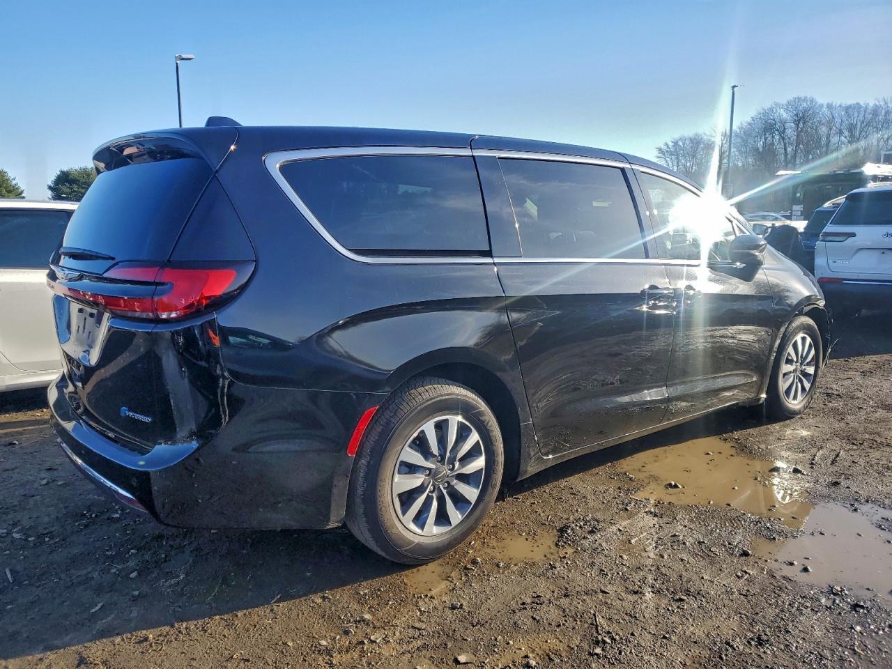 2025 CHRYSLER Pacifica