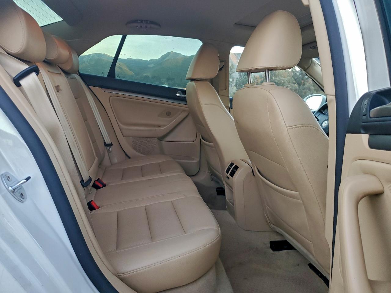 2009 VOLKSWAGEN JETTA