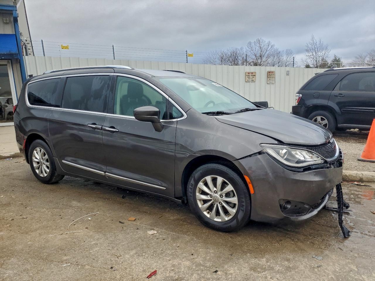 2019 CHRYSLER Pacifica