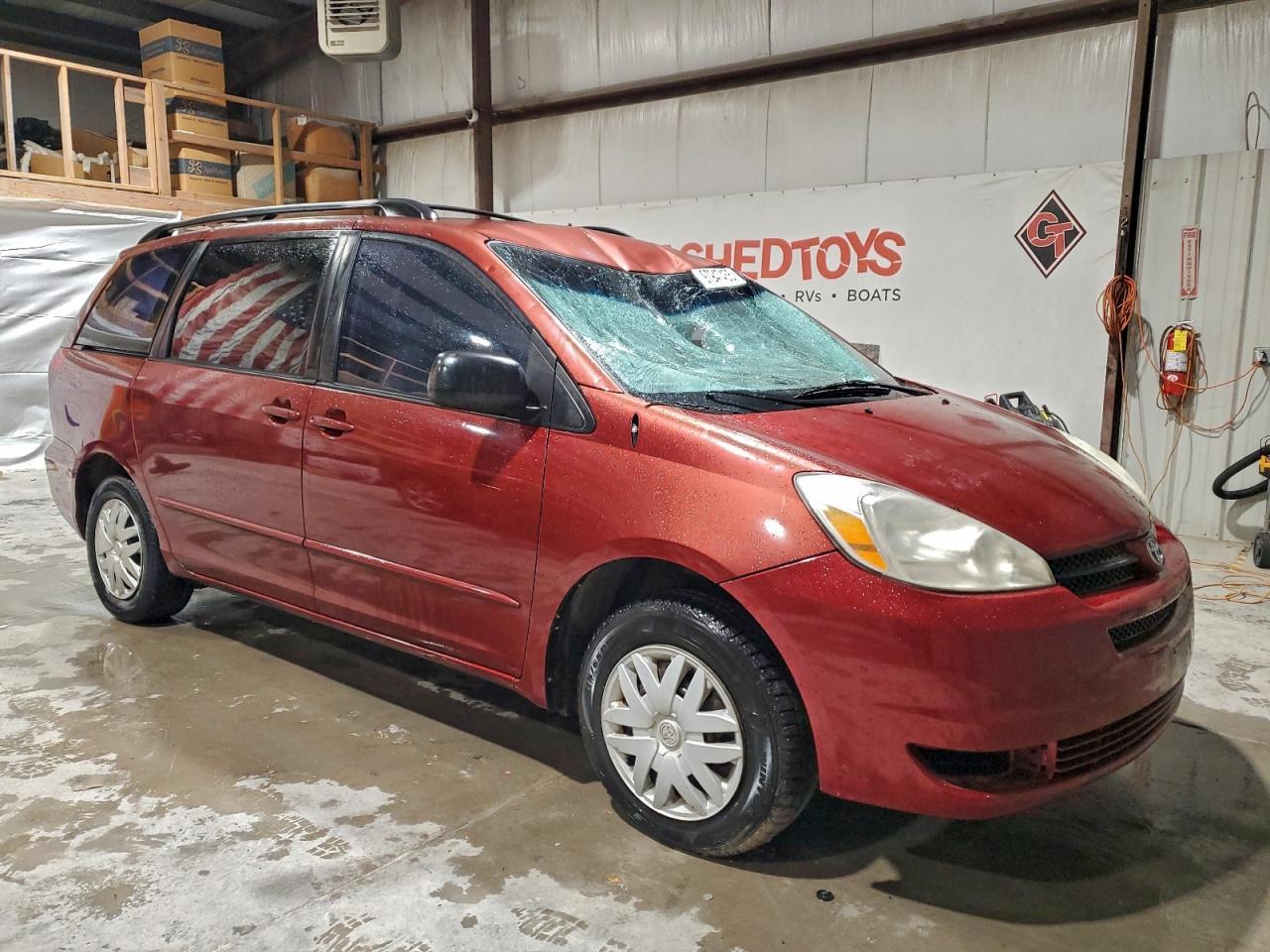 2004 TOYOTA SIENNA