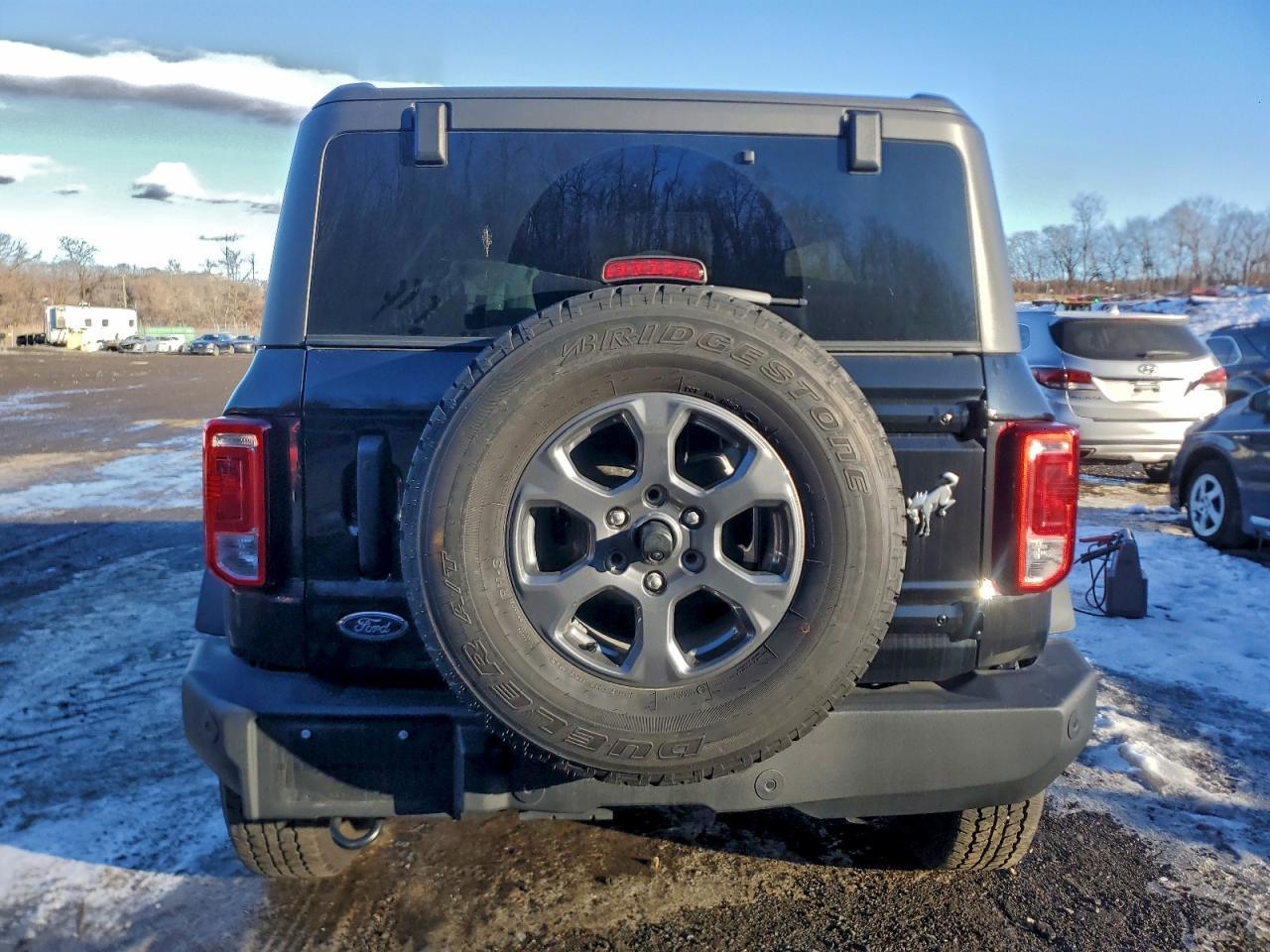 2024 FORD Bronco