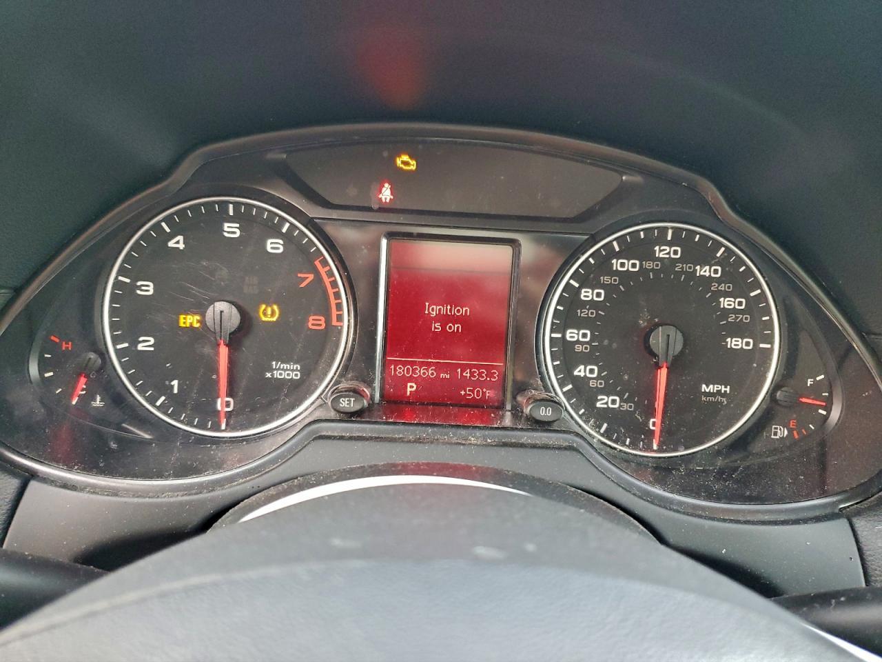 2010 AUDI Q5