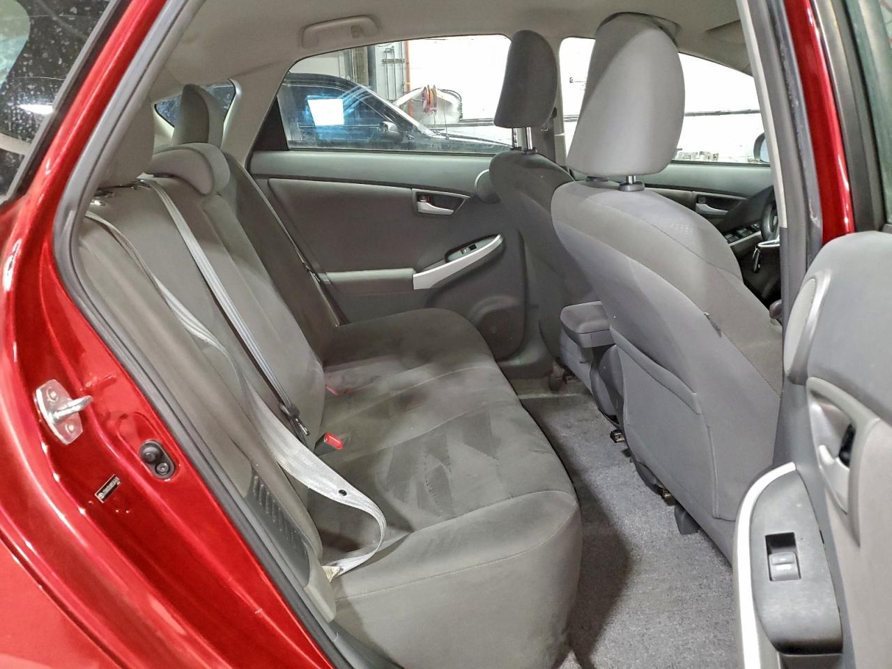 2011 TOYOTA PRIUS