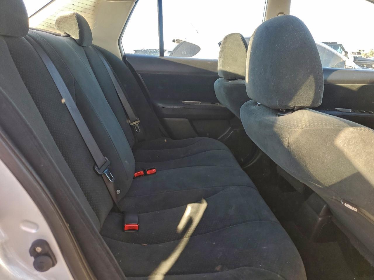 2011 NISSAN VERSA