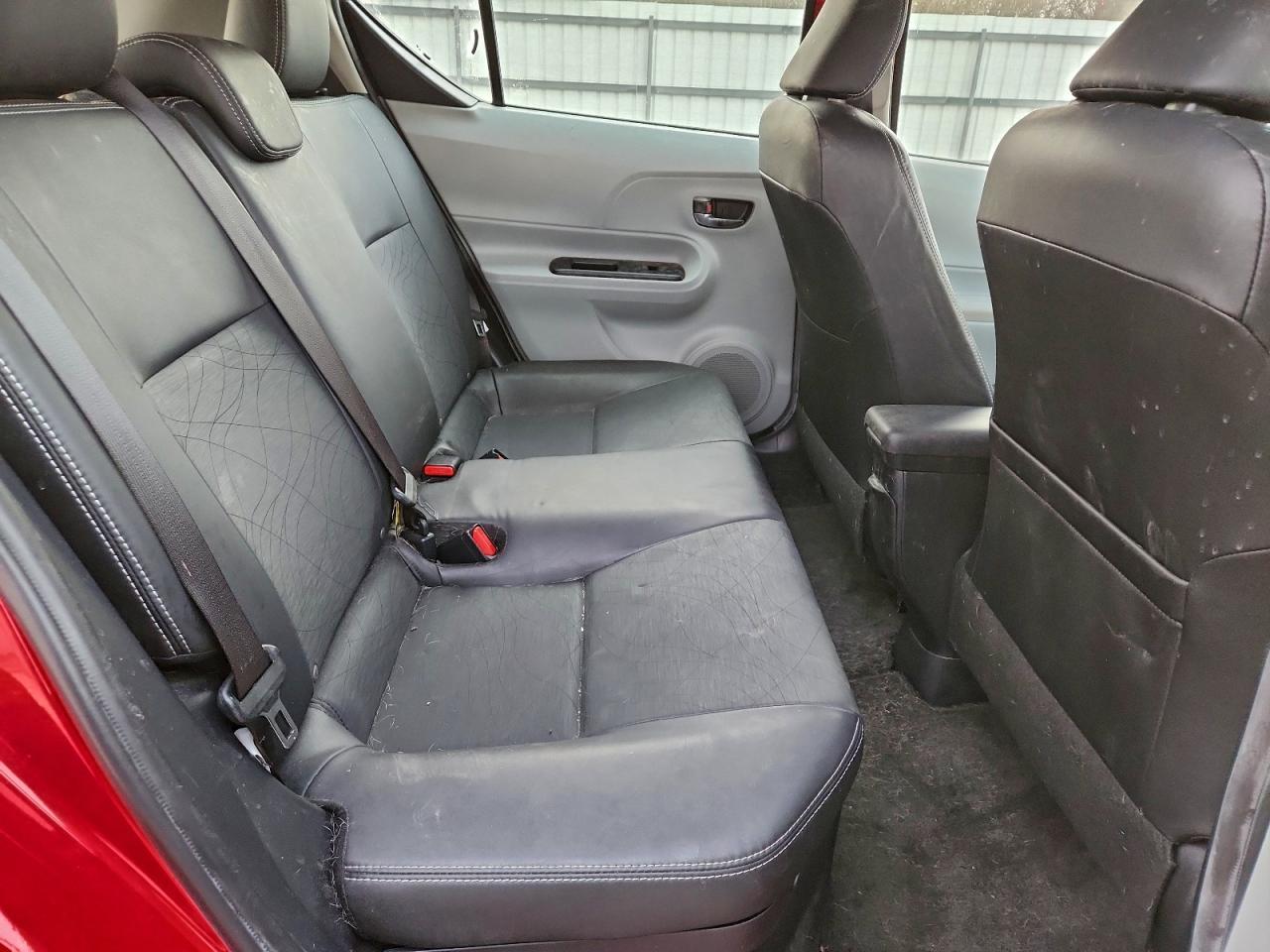 2012 TOYOTA Prius c