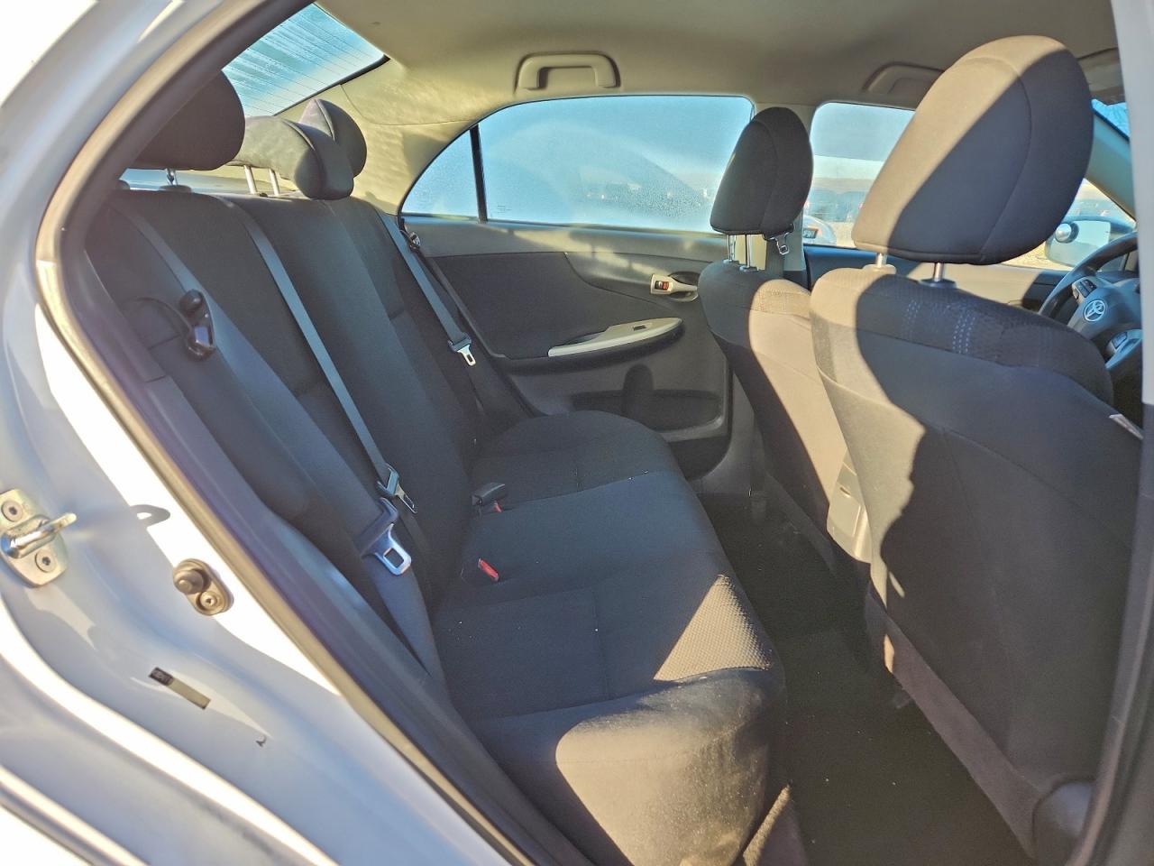 2011 TOYOTA COROLLA