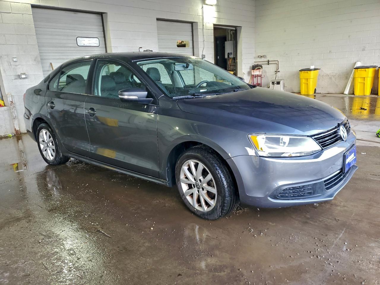 2012 VOLKSWAGEN JETTA