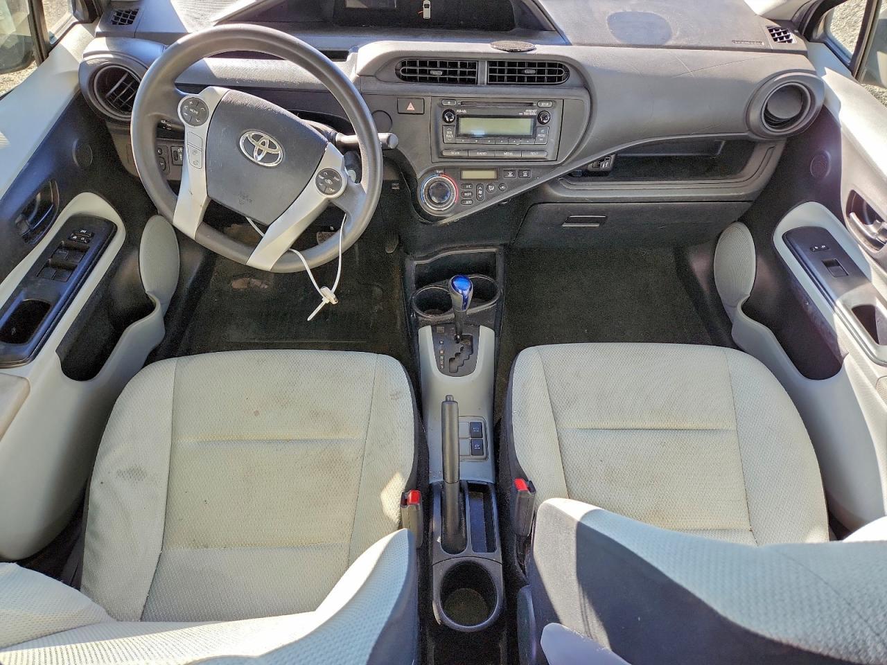 2012 TOYOTA Prius c